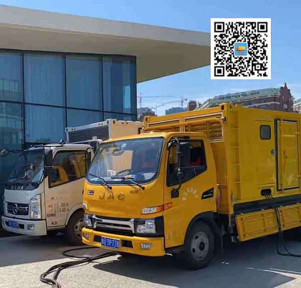 德宏出租发电车