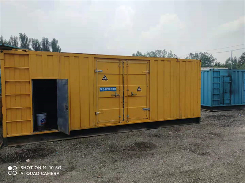 德宏200KW柴油发电机组需要配备什么型号的电缆线？